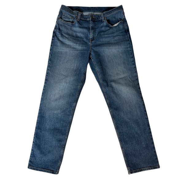 L.L. BEAN Men’s Beanflex Natural Fit Denim Jeans Med Wash Size 35 - Picture 2 of 9